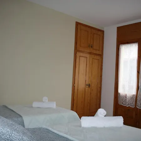 Fonda Naval Escalona