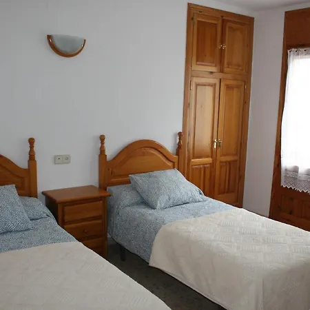 Fonda Naval Guest house