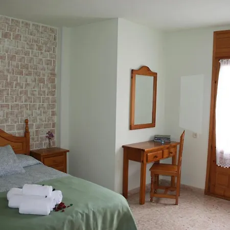 Fonda Naval Escalona