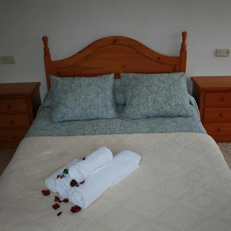 Fonda Naval Escalona