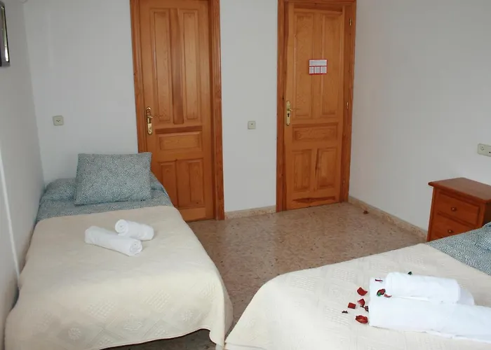 Fonda Naval Escalona